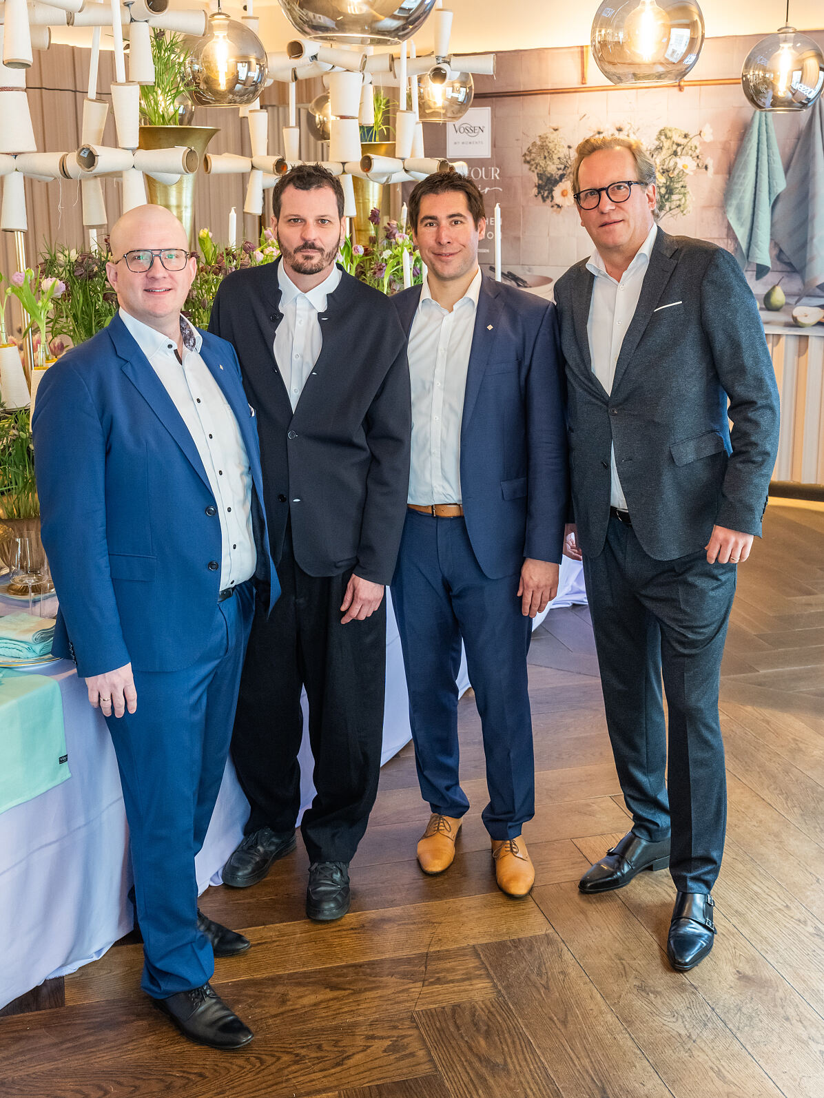 VOSSEN Flavour & Flair Kollektionslaunch Marco Talasz (GF Vossen), Andreas Stern, Michael Unger (GF Vossen), Kai Seesemann (Vorstand Linz Textil Holding)