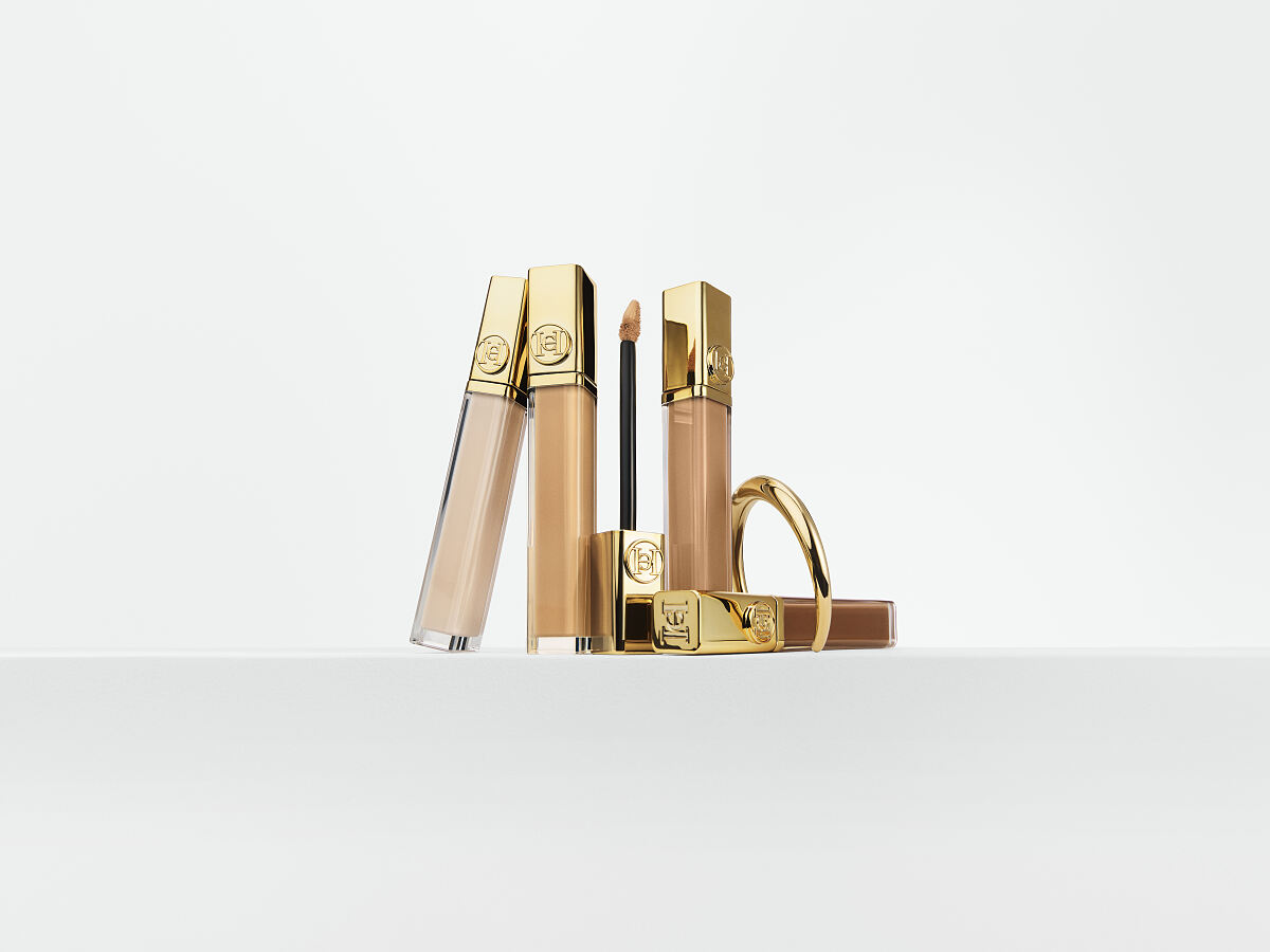 Herrera Beauty_Nude Couture Triple Moisture Brightener & Relaunch Nude Couture Highlighter