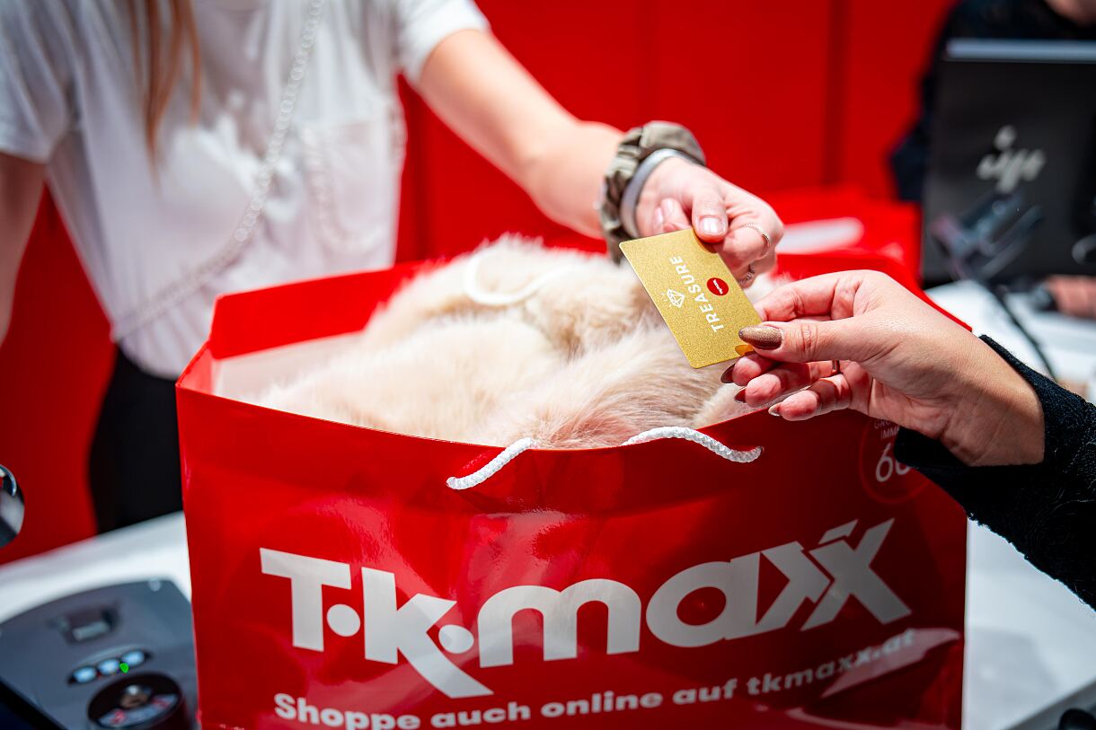 2025.11.06 TK Maxx Store Opening Millennium City @ RedShift Media by Kevin Hackner e.U. 0289