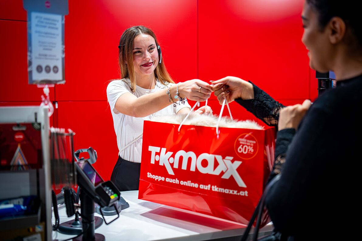 2025.11.06 TK Maxx Store Opening Millennium City @ RedShift Media by Kevin Hackner e.U. 0291