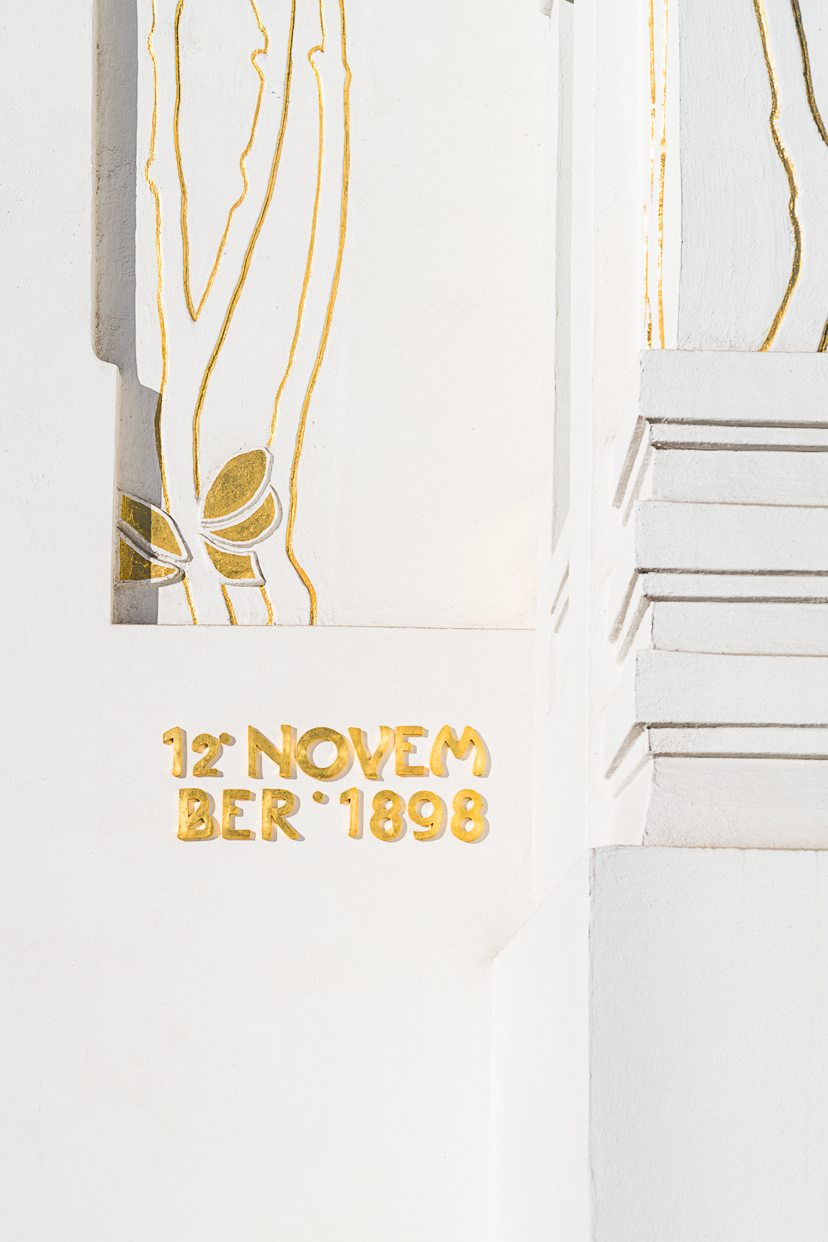 Secession & Dorotheum Juwelier (c) Jorit Aust