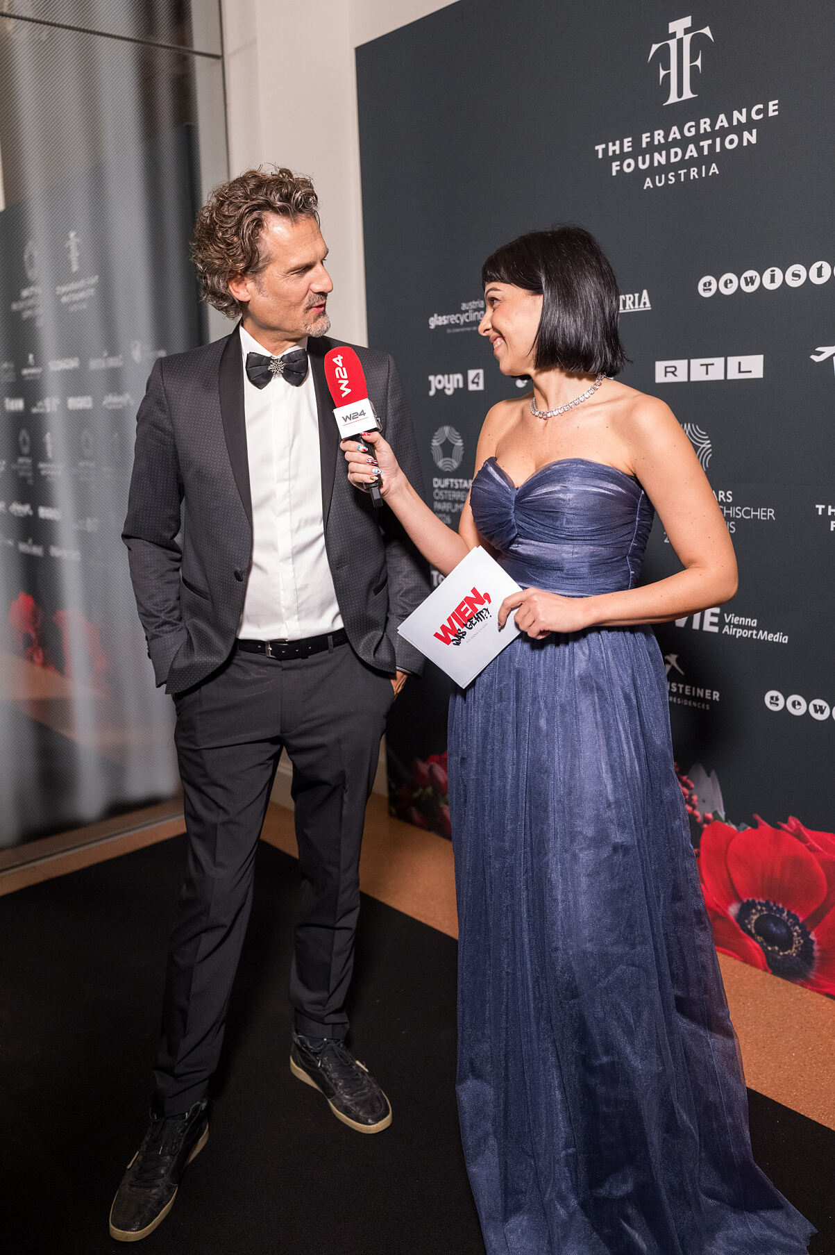 DUFTSTARS 2026_Red Carpet_Sebastian Grimus und Anna Chiara Scheurer