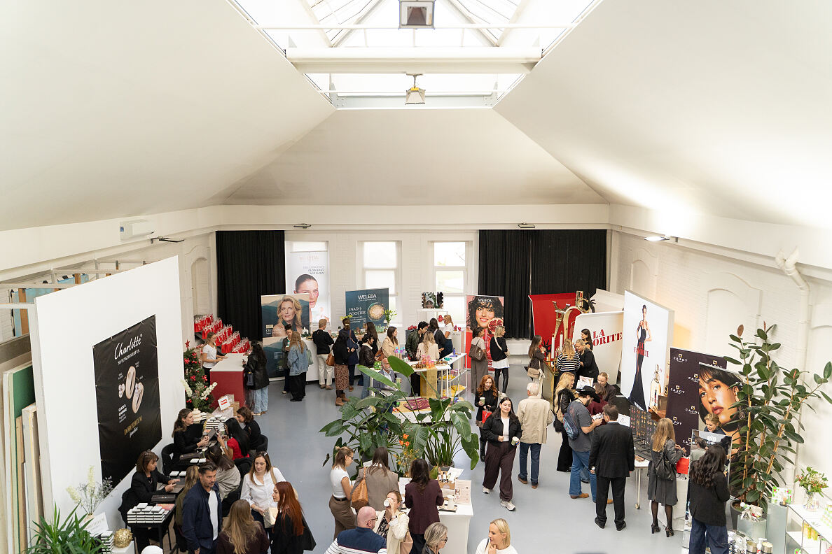 Der SPREAD Press Day fand wieder bei PPM Next Foto statt. Zahlreiche Brands präsentierten ihre aktuellen Neuheiten und erste weihnachtliche Inspirationen.