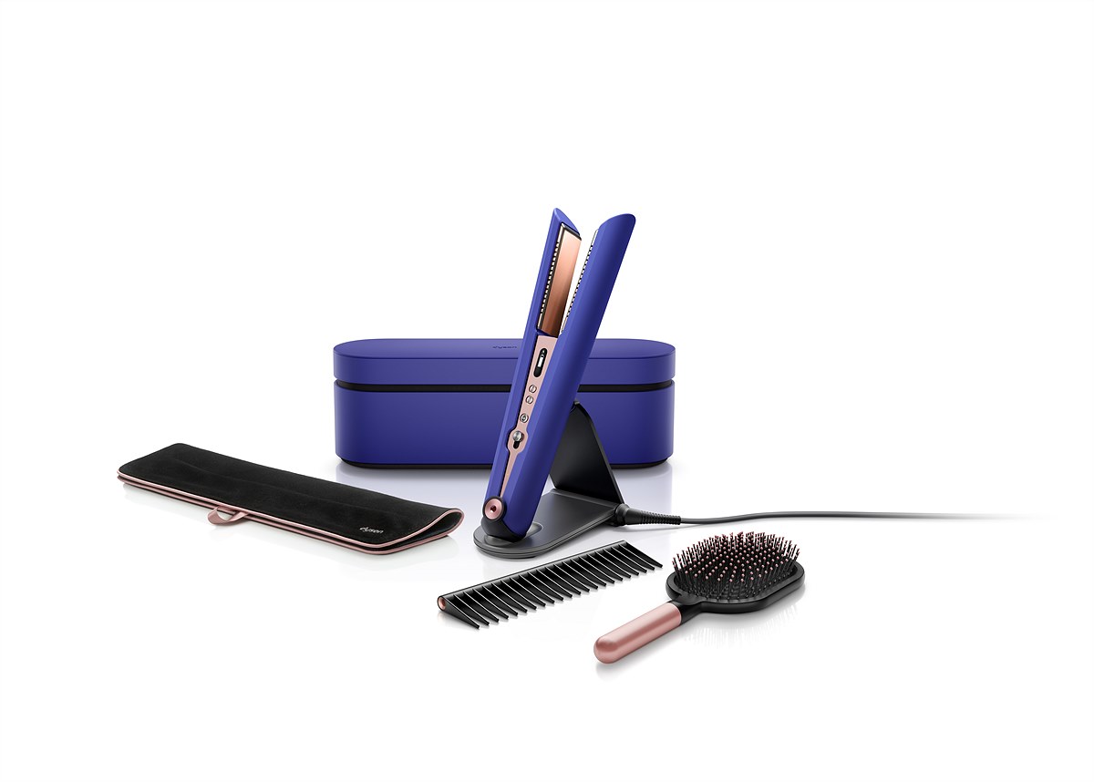 HS03_VIBLSRO_079-RGB-Gifting-Case-Mat-OnStand-PaddleBrush-Comb-A2_MIX