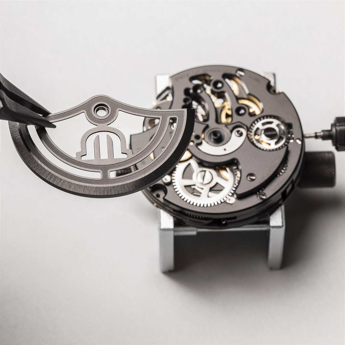 Maurice Lacroix AIKON Master Grand Date ab € 8 660,-
