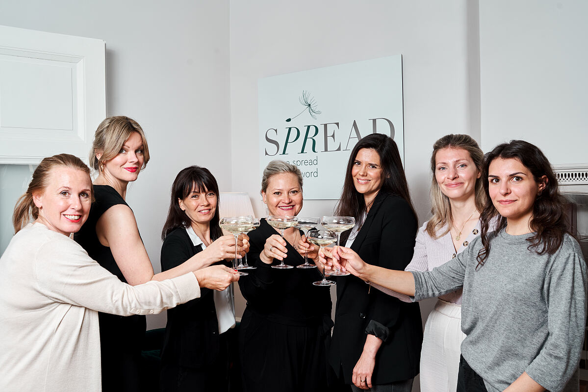 SPREAD PR Team Gründung GREEN ROOM Foto Eszter Czenki