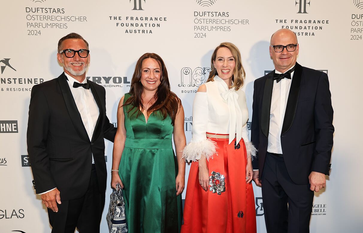 DUFTSTARS 2024_Red Carpet_Vorstand_Peter Steiner & Evelina Jüttner & Kathrin Zlousic & Markus Reichenspurner ©Christian Kaiser