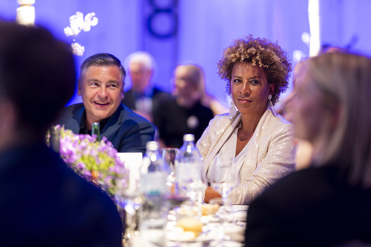 Klaus Schnelzer (XXXLutz) , Arabella Kiesbauer