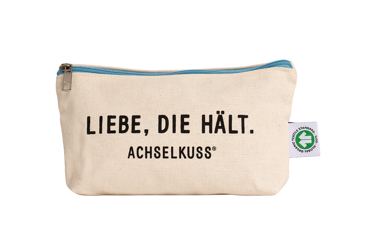 ACHSELKUSS_Reisetrio_33 EUR