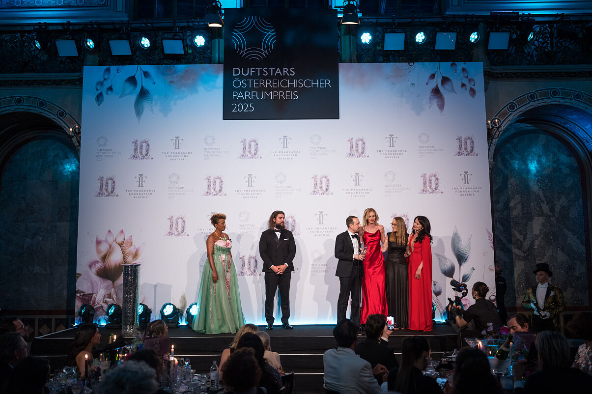 DUFTSTARS 2025_Publikumspreis Damen_Arabella_Philip Birkholz_Stefan Lindenthal_Tanja Kanduth_Carla Baumer_Marlene Breit (Yves Saint Laurent)©MarkusWache (3)