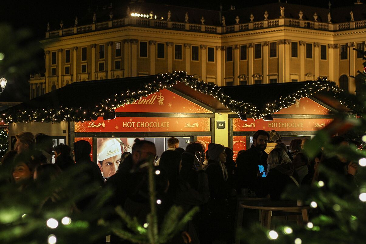 Lindt Golden Christmas - Weihnachtsmarkt Schloss Schönbrunn