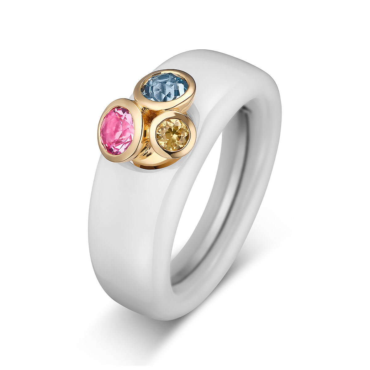 ES_CHARLOTTE_TRIO_140200_156726