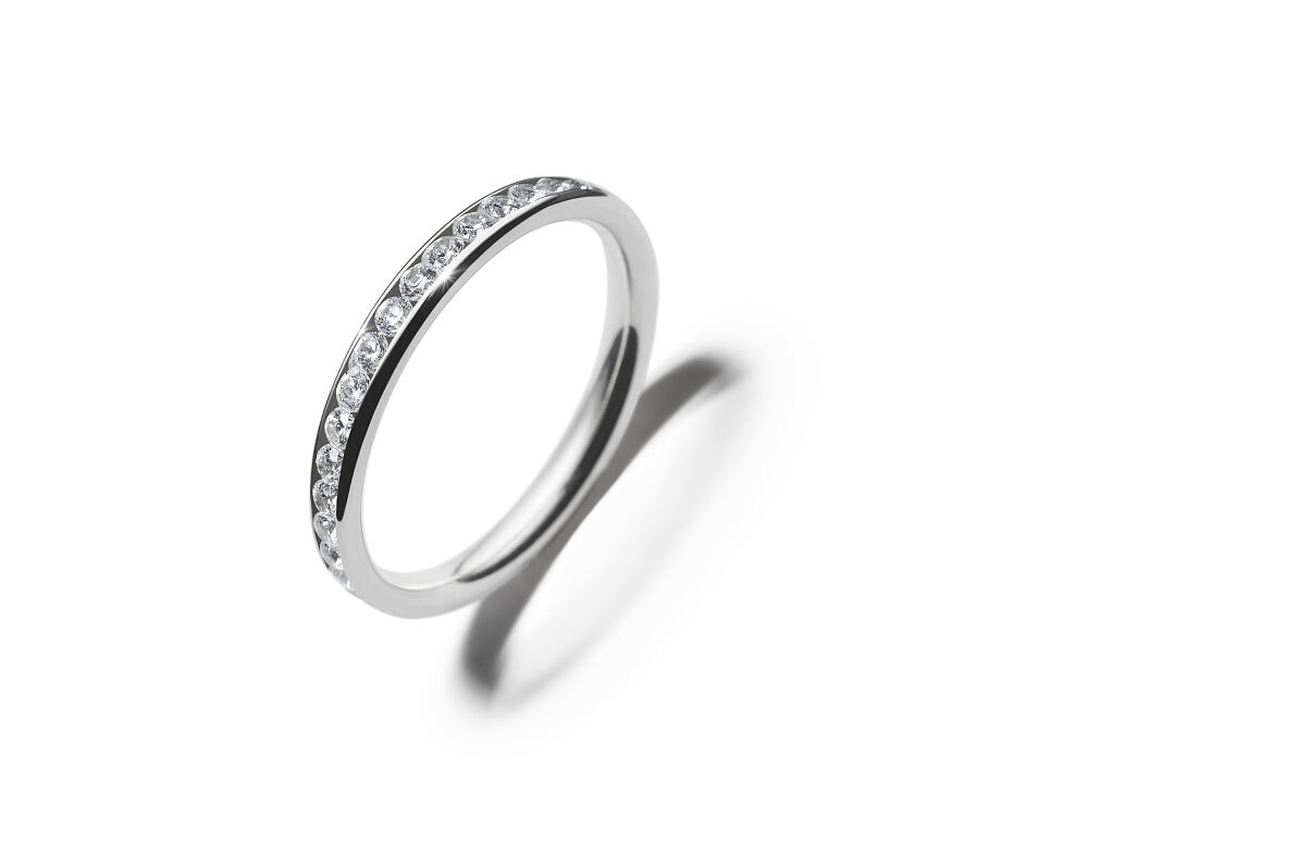 ESbD_ILY_Ring Memoire Platin mit Brillanten 00147004